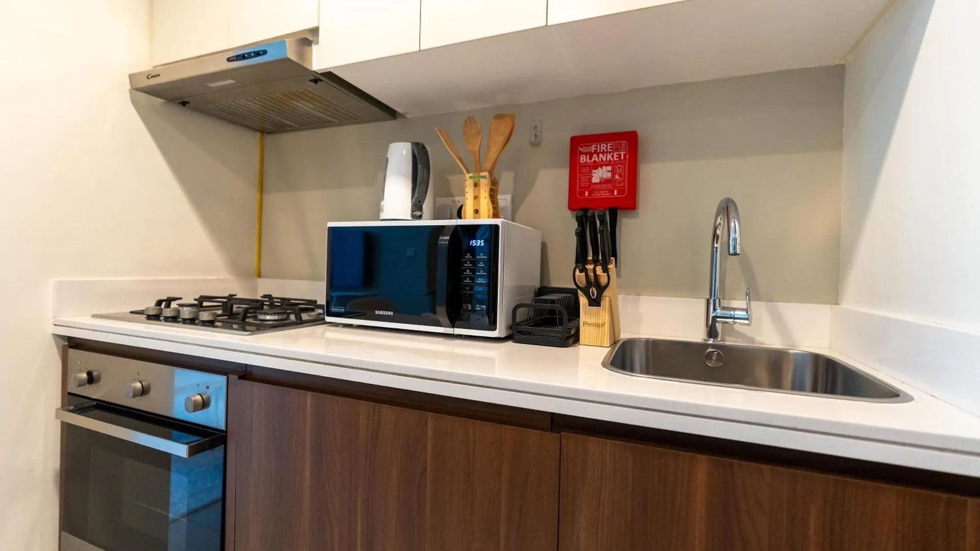 Fascinating 1 Bedroom At Vera Dubai United Arab Emirates