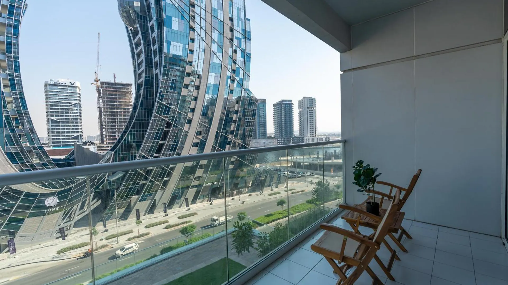 Fascinating 1 Bedroom At Vera Dubai Apartment